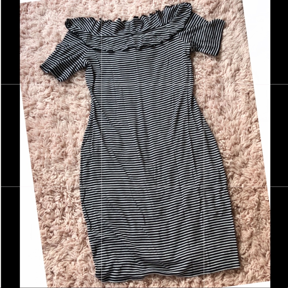 Fitted black and white dress